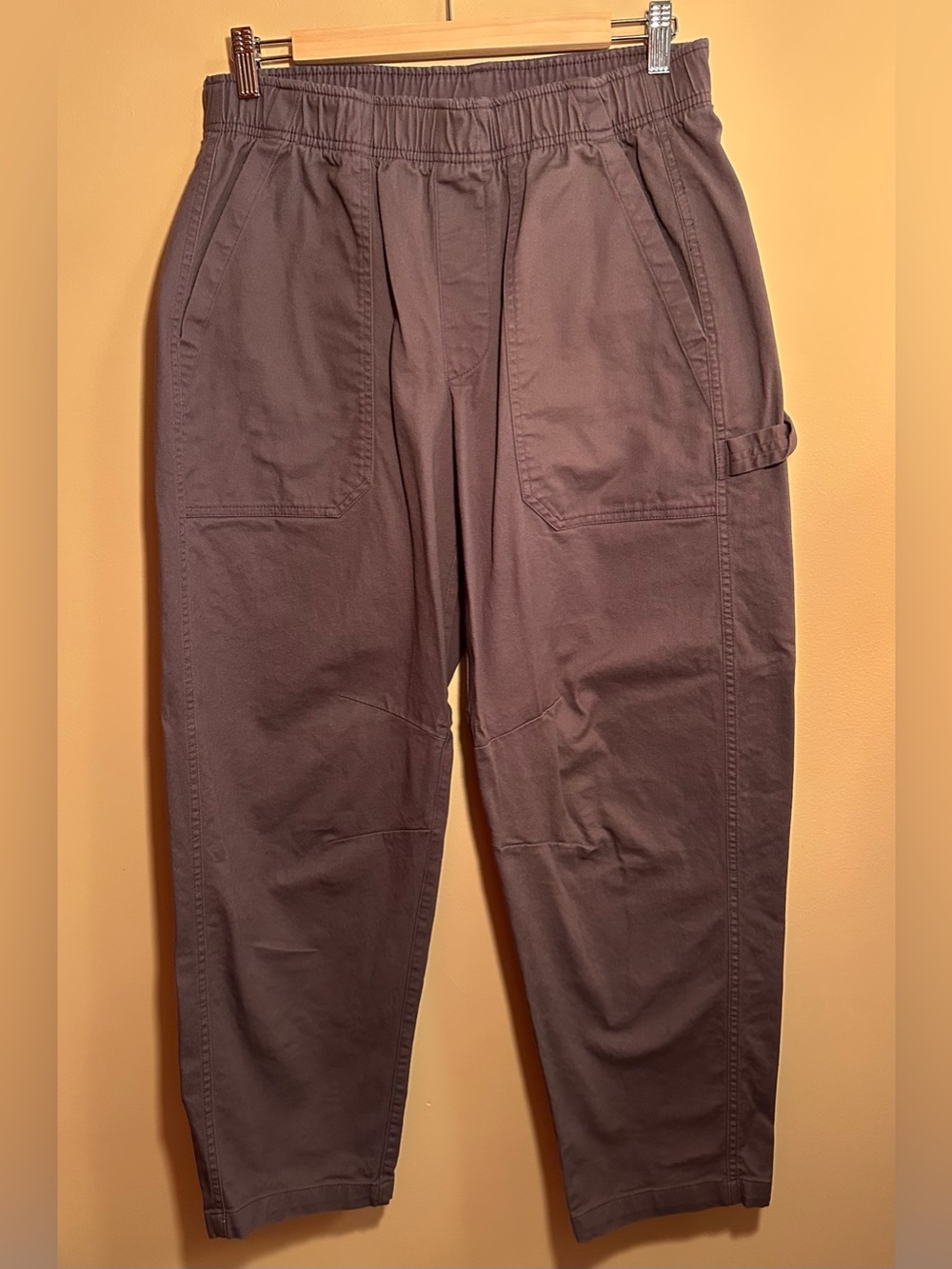 old navy high waisted pulla utility pants - Picture 3 of 9